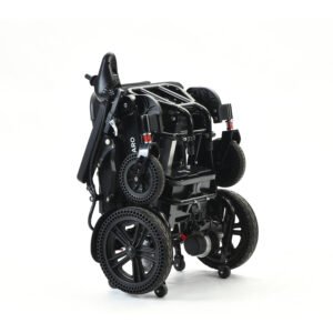 טיסה לחו"ל עם כיסא גלגלים חשמלי